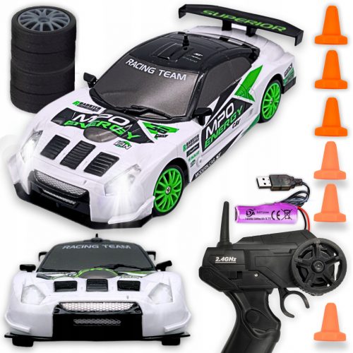  RC AUTO DRIFT 4X4 NA DALJINSKO UPRAVLJANJE, NISSAN GT-R, 2.4GHZ DALJINSKI, BATERIJA