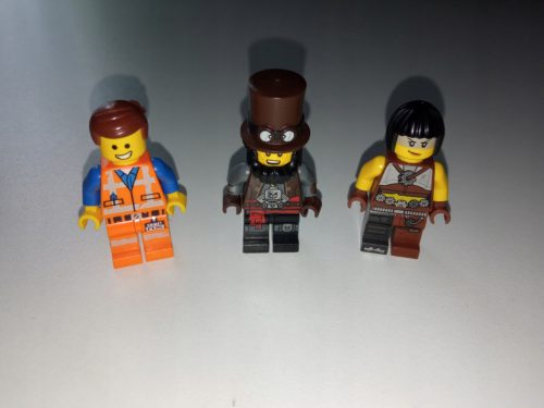  3 lego minifigure - tlm160 tlm170 abe emmet sharkira OPIS!